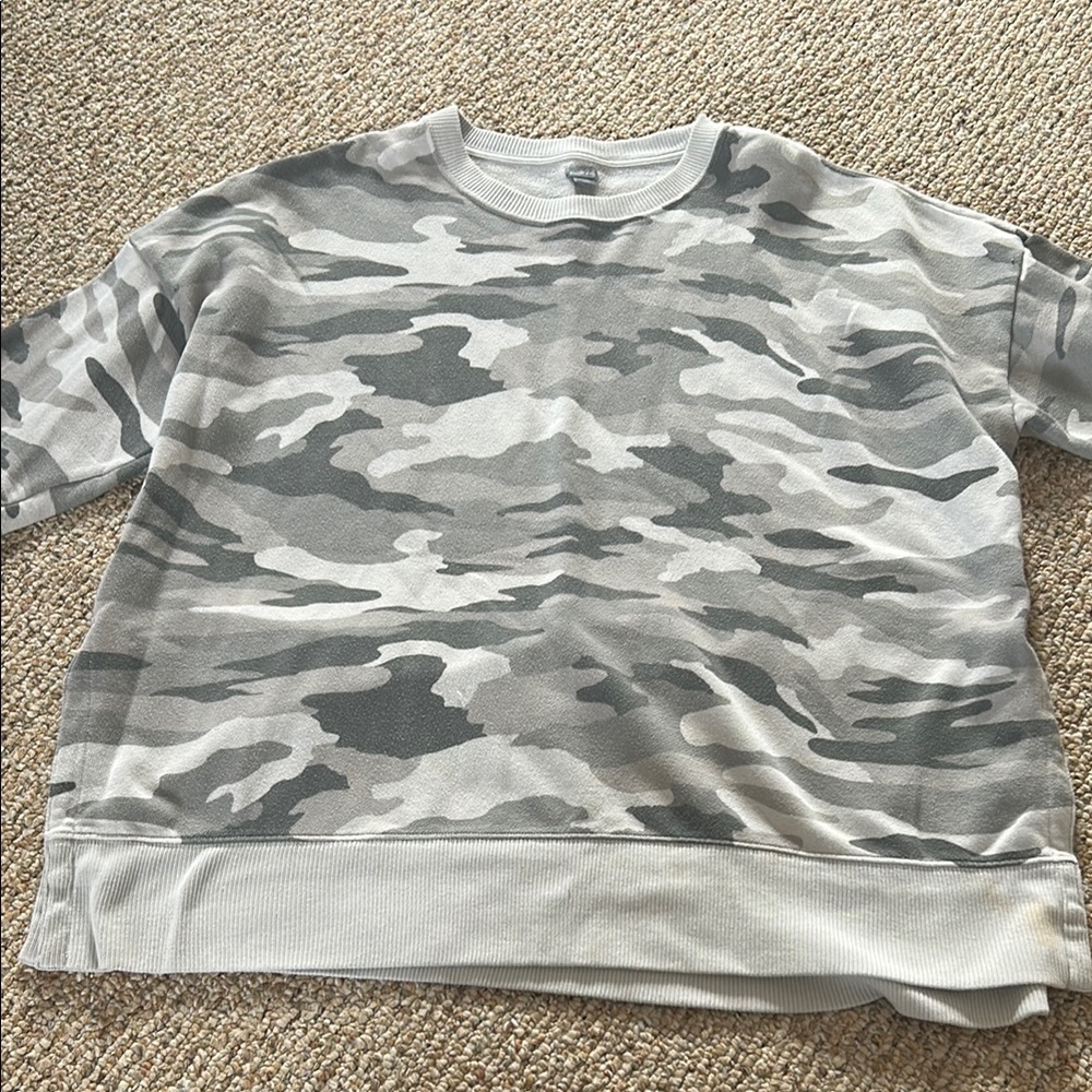 AE Women’s Camouflage Gray Sweater